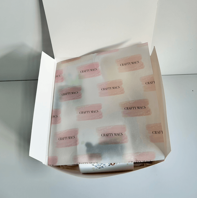 Gift Box, No Text - Cow Design. Mug/Oven Glove